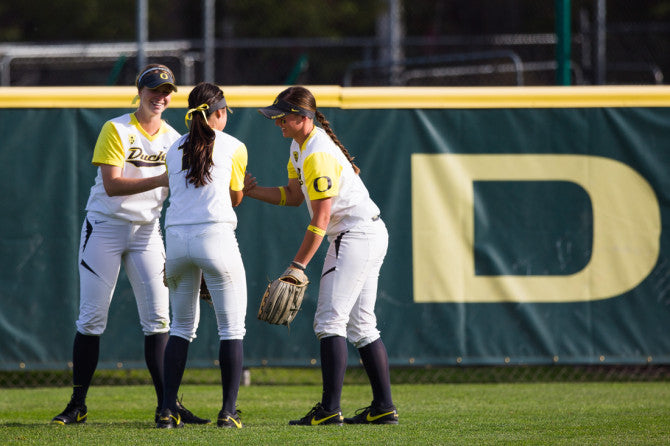 A group of softball outfielders