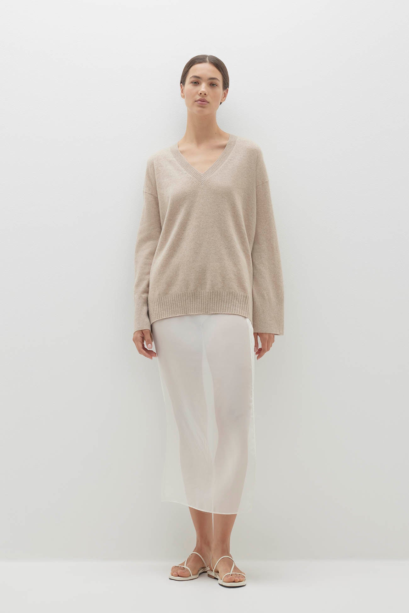 Image of VIOLA V-NECK CASHMERE SWEATER