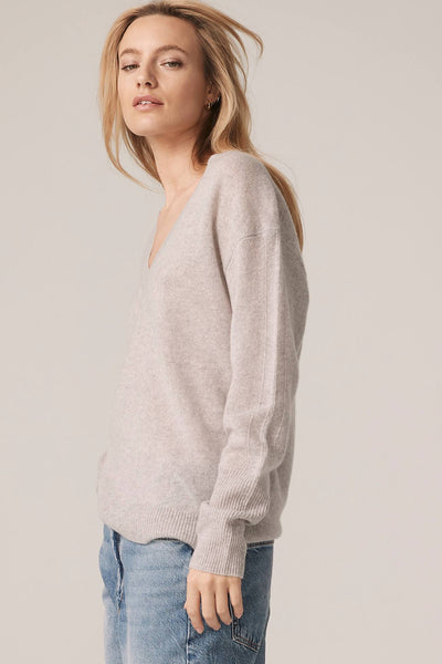 Women's Mollie V-Neck Slouchy Cashmere Sweater | NakedCashmere ...