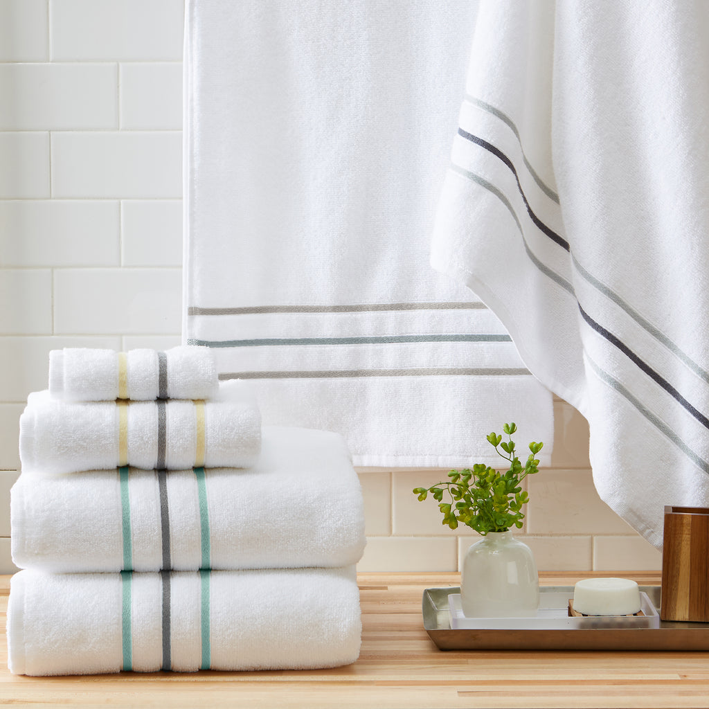 Hallie Bath Towels