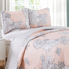 floral pink quilt