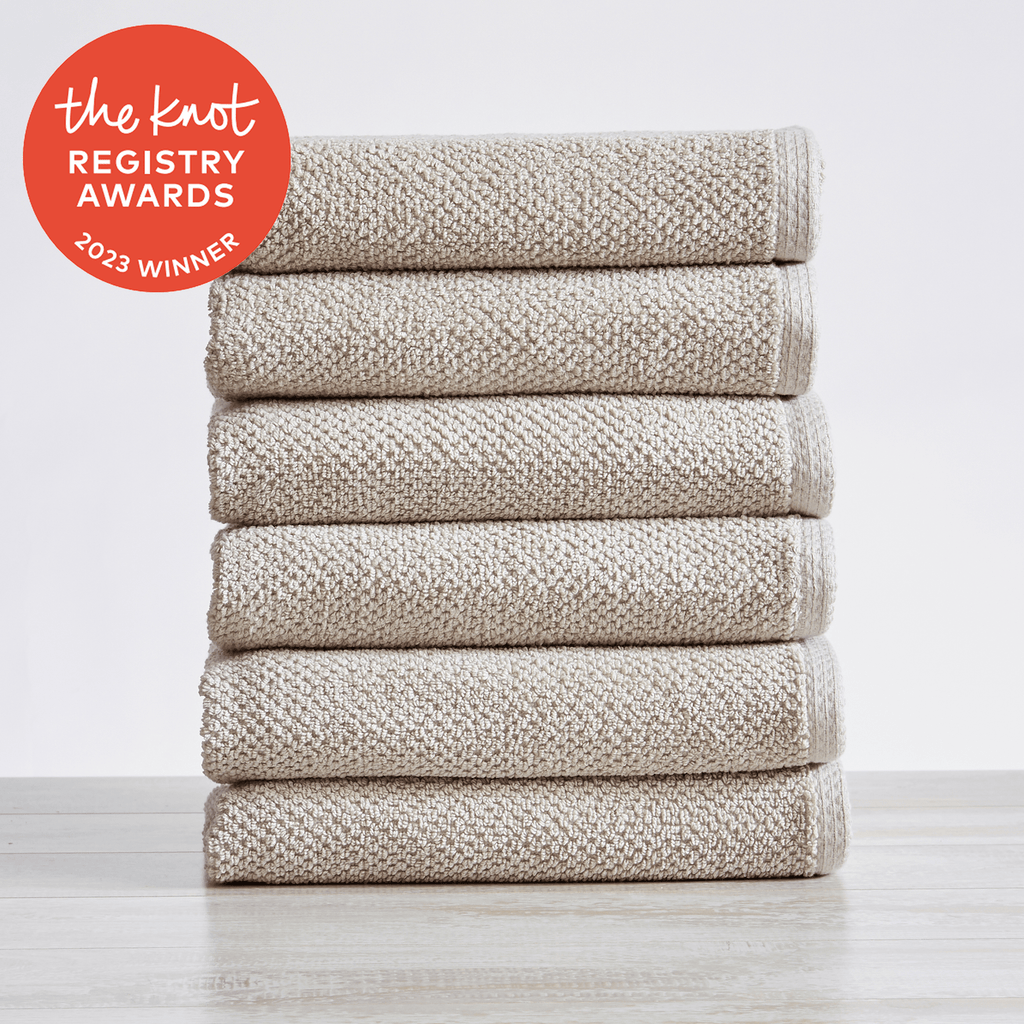 https://cdn.shopify.com/s/files/1/2077/7593/files/greatbayhome-6-pack-cotton-textured-hand-towels-acacia-collection-36419504701615_1024x1024.png?v=1685485665