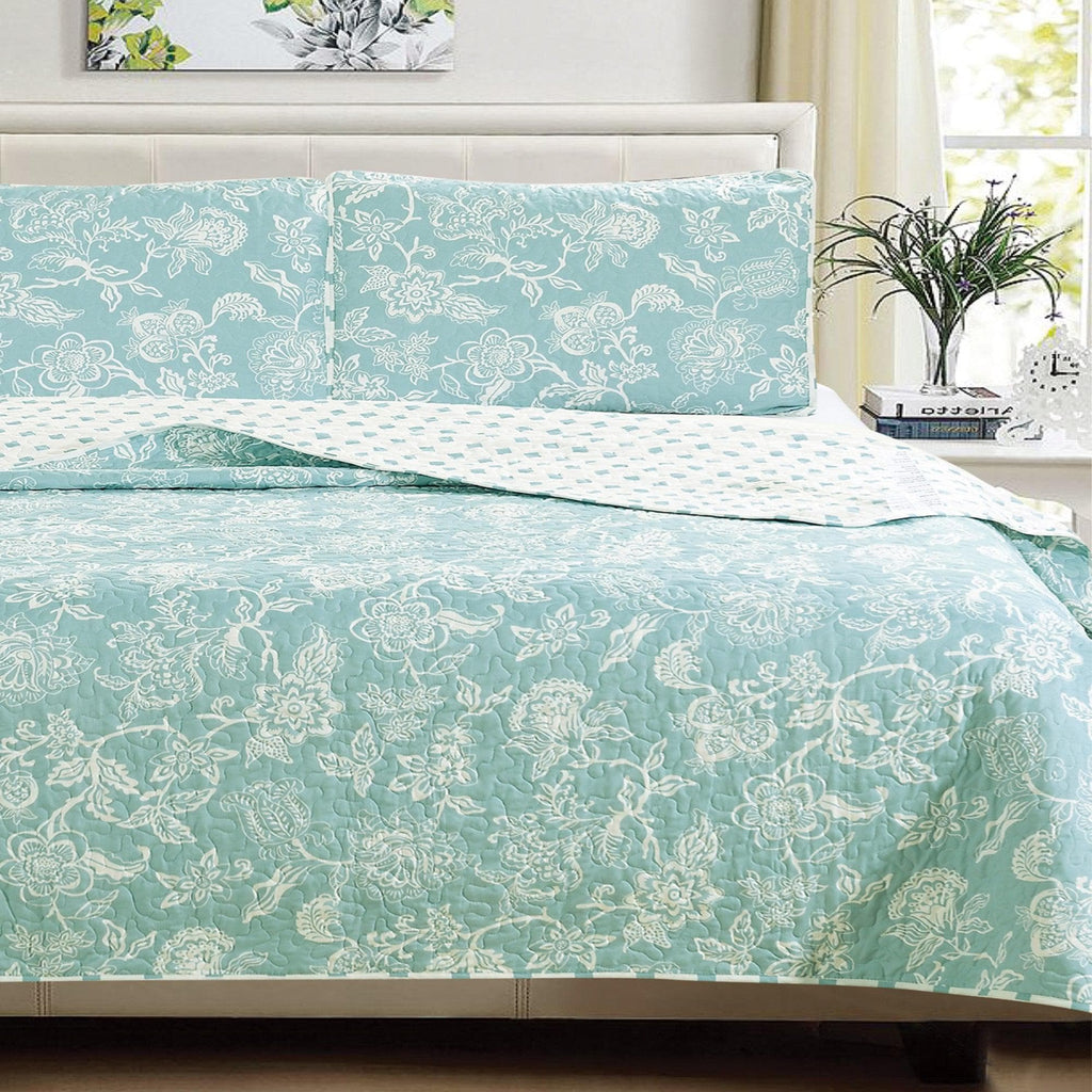 Cherry Blossom Quilt Set  Sakura Collection by Great Bay Home