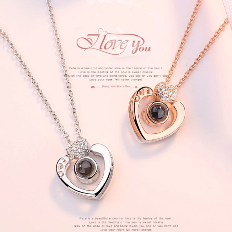 heart pendant projection necklace