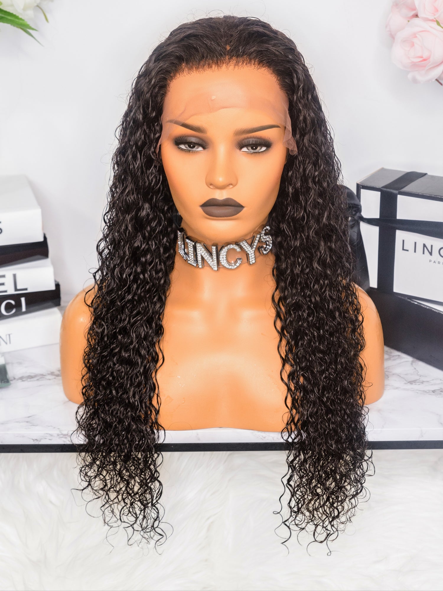 perruque lace wig court