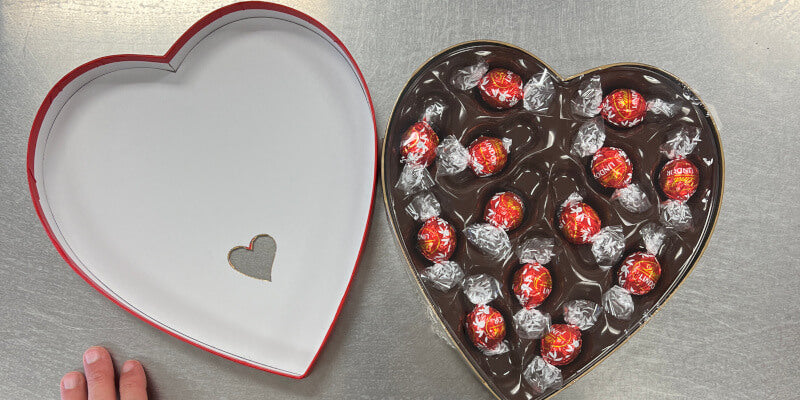 Lindt chocolate hearts unboxing