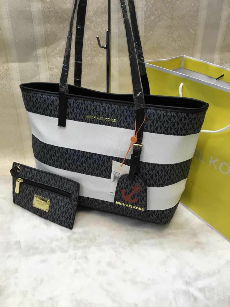 michael kors women's handbags