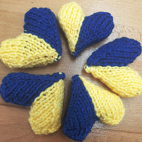 knitting hearts for Ukraine to bring love and comfort