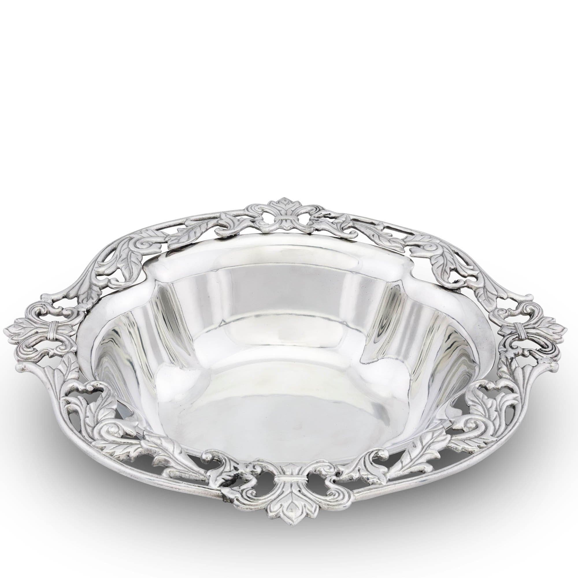 https://cdn.shopify.com/s/files/1/2081/3285/products/arthur-court-fleur-de-lis-acanthus-serving-bowl-114f11-31866104774771_2000x.jpg?v=1677951099