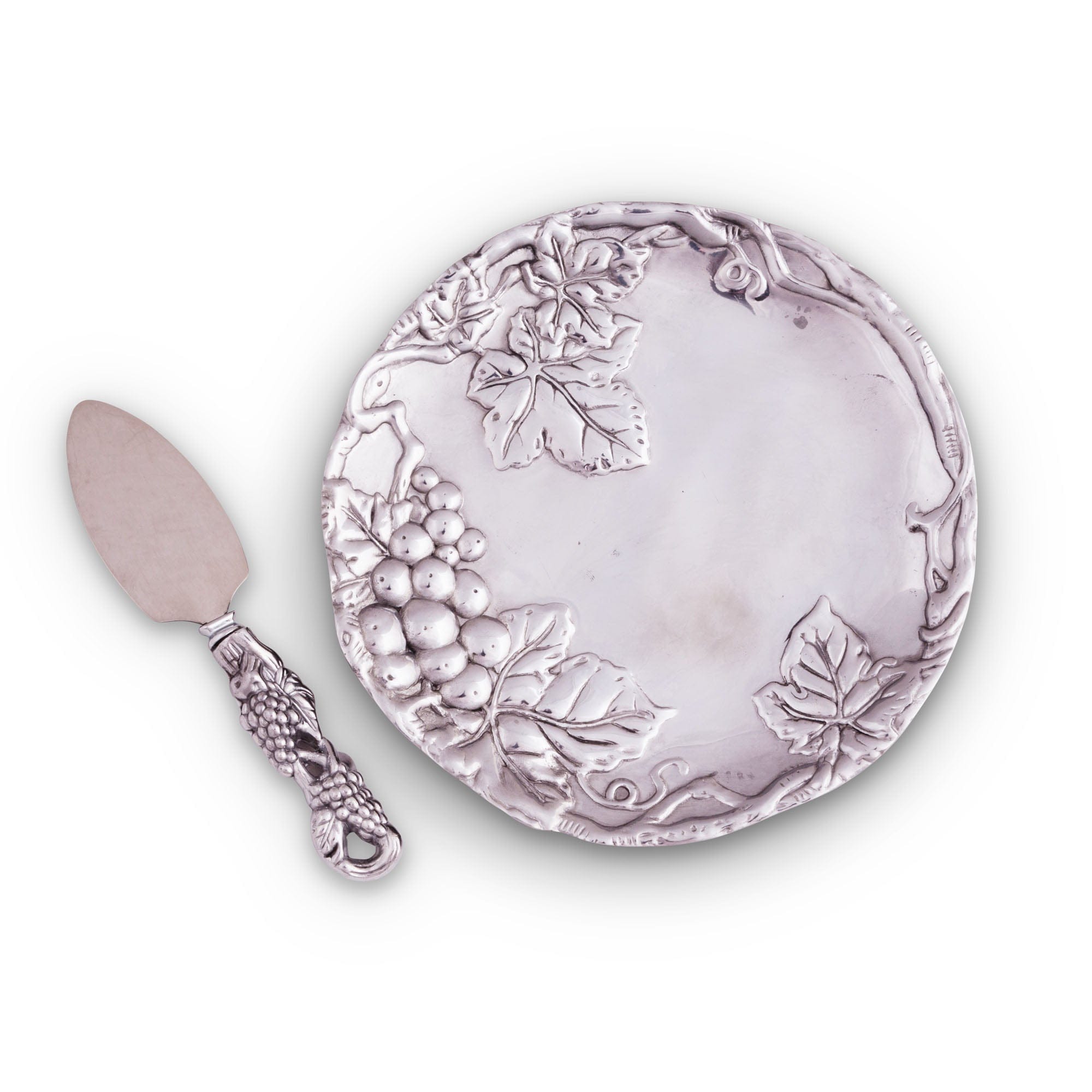 https://cdn.shopify.com/s/files/1/2081/3285/products/arthur-court-grape-grape-plate-with-server-040636-31866836123763_2000x.jpg?v=1678098166