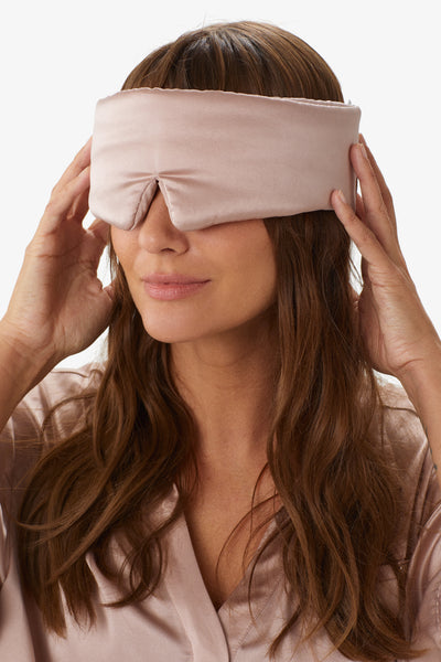 Lunya Washable Silk Eye Mask  Not Sure What to Get the Fitness
