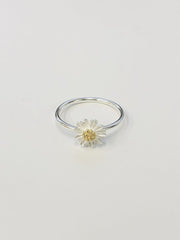 Some Sterling Silver Chamomile Ring 796
