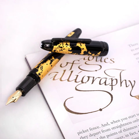 Montblanc Meisterstück Calligraphy Gold Leaf Fountain Pen
