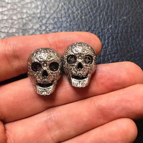 skull cufflinks