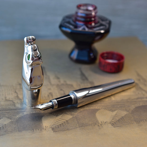 cartier panthere fountain pen