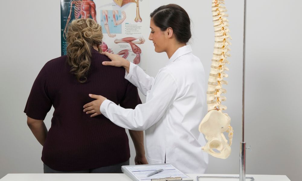 do chiropractors recommend standing desks?