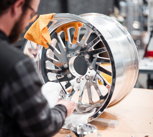 Image of Dirty Diesel Engineer preparing a Dirty Forged Chronos Wheel