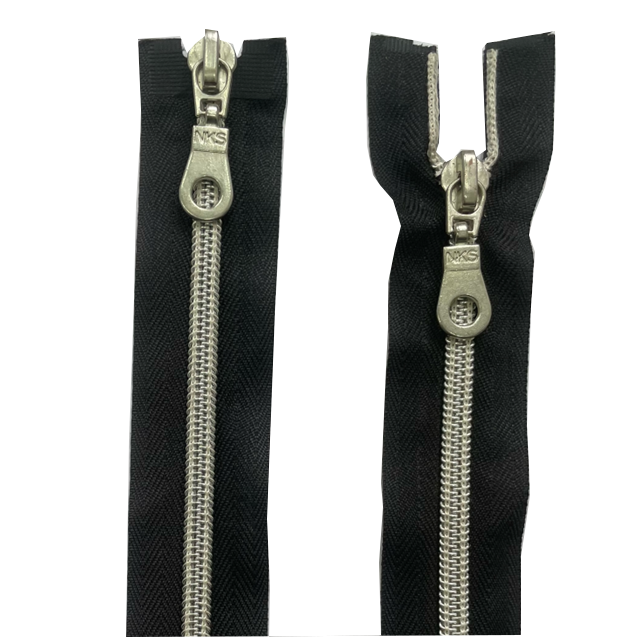 Black Double slider nylon/plastic 2-way zip featuring a metal puller and silver-effect teeth
