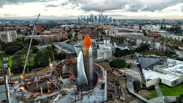 Space Shuttle Endeavour new exhibit under contruction