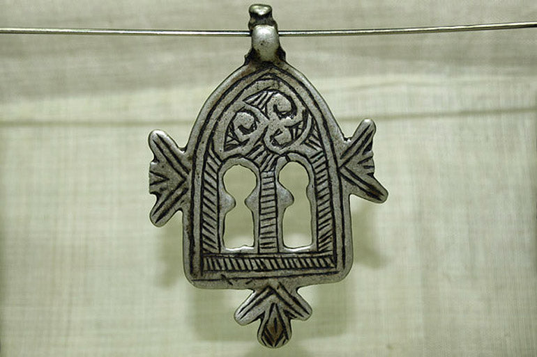 Antique Silver Tuareg Pendant | Beadparadise.com