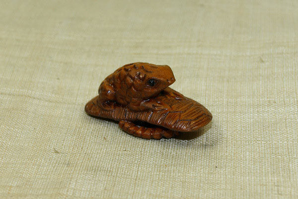 sandal frog