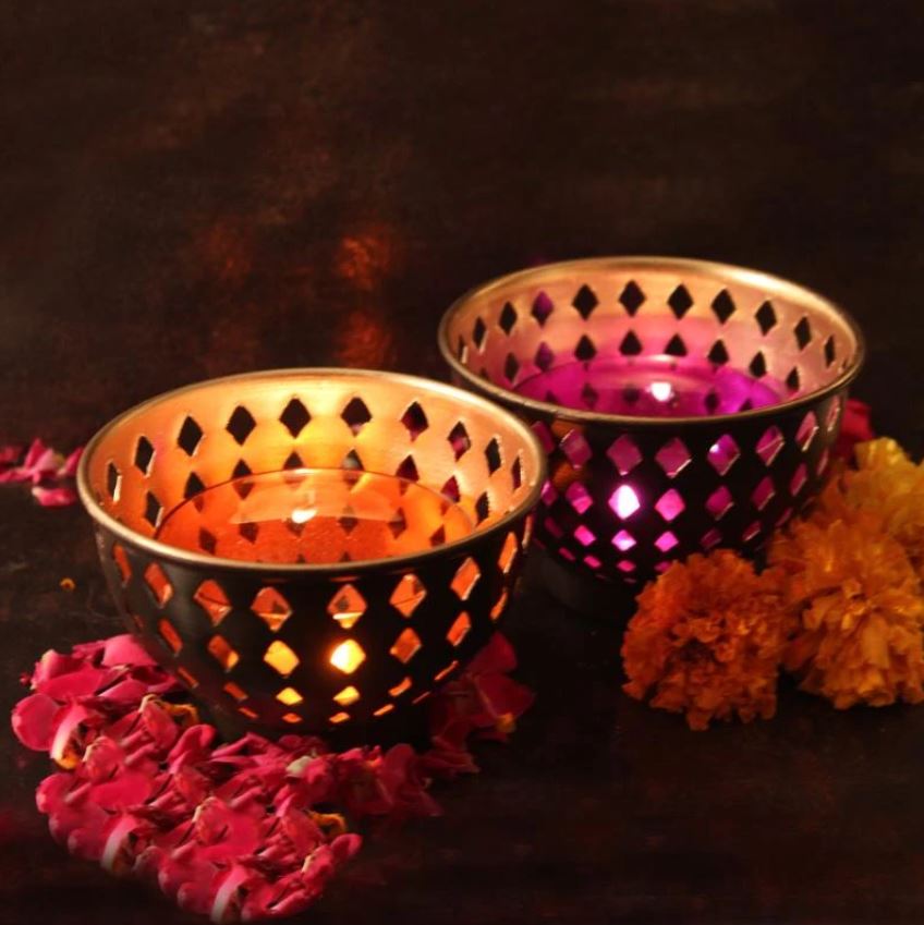 Aahana T-light Holder (Set of 2)