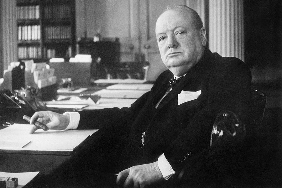 Topic officiel - V1925 Cigarsmokingchurchill