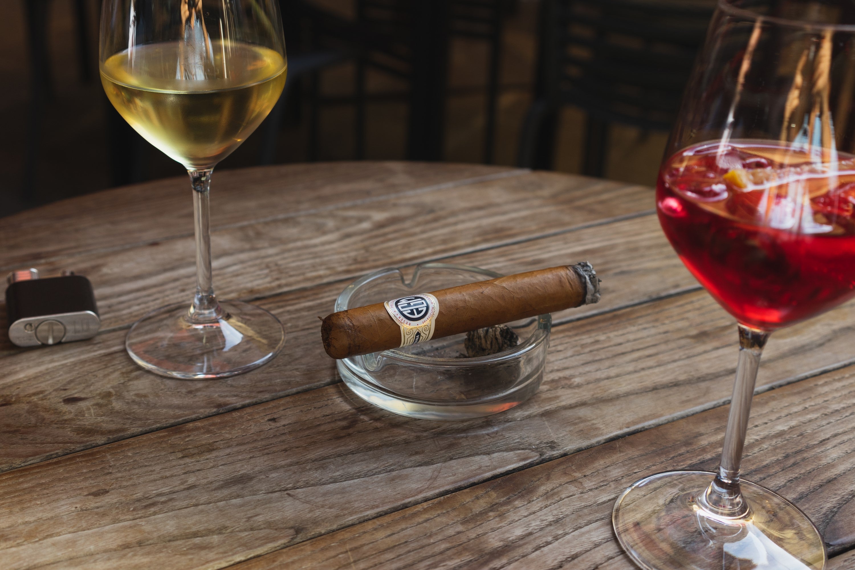 Cendrier Romeo y Julieta blanc et rouge pour 1 cigare