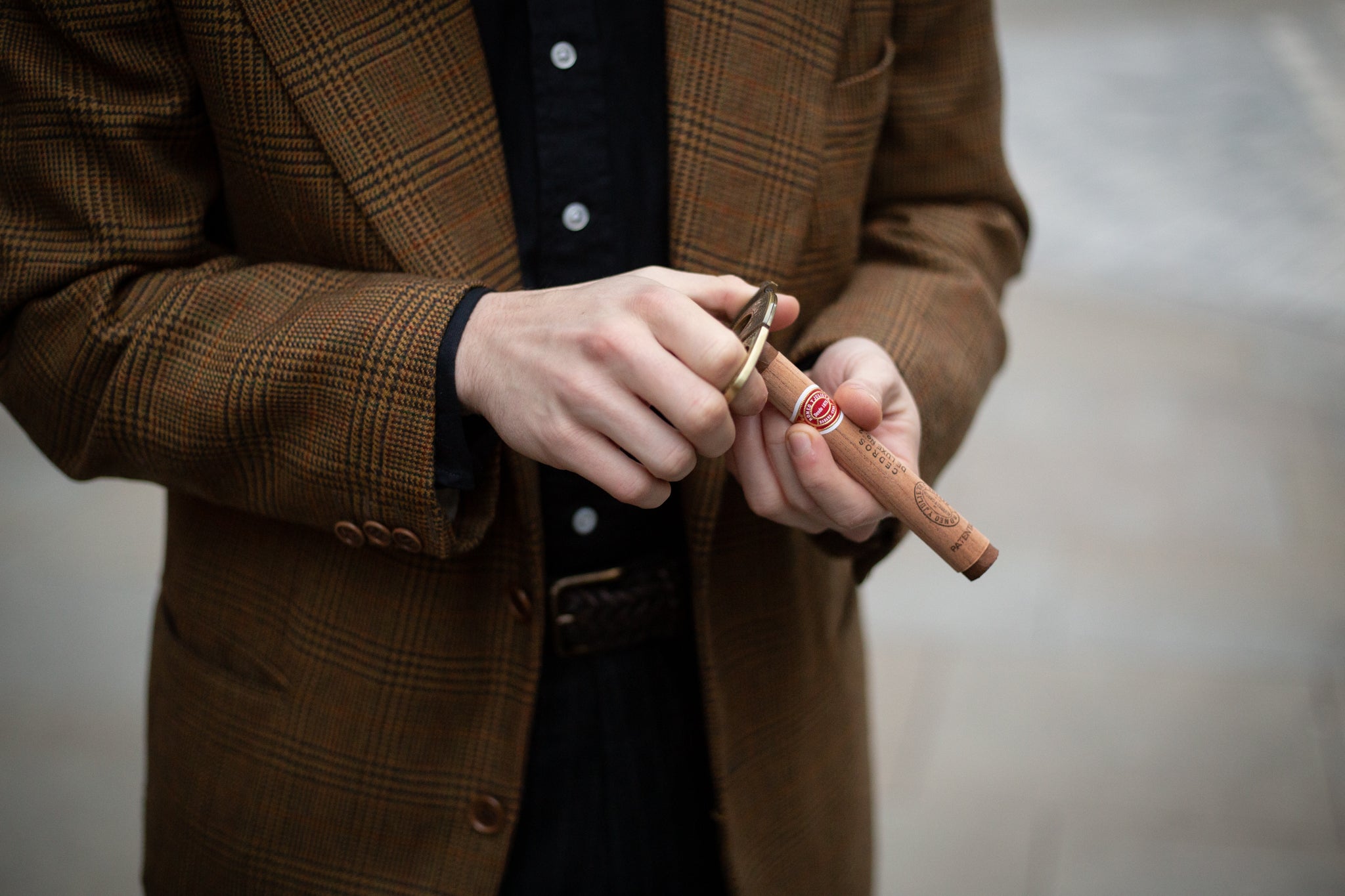 Luke Alland and the Romeo y Julieta Cedros De Luxe No. 2