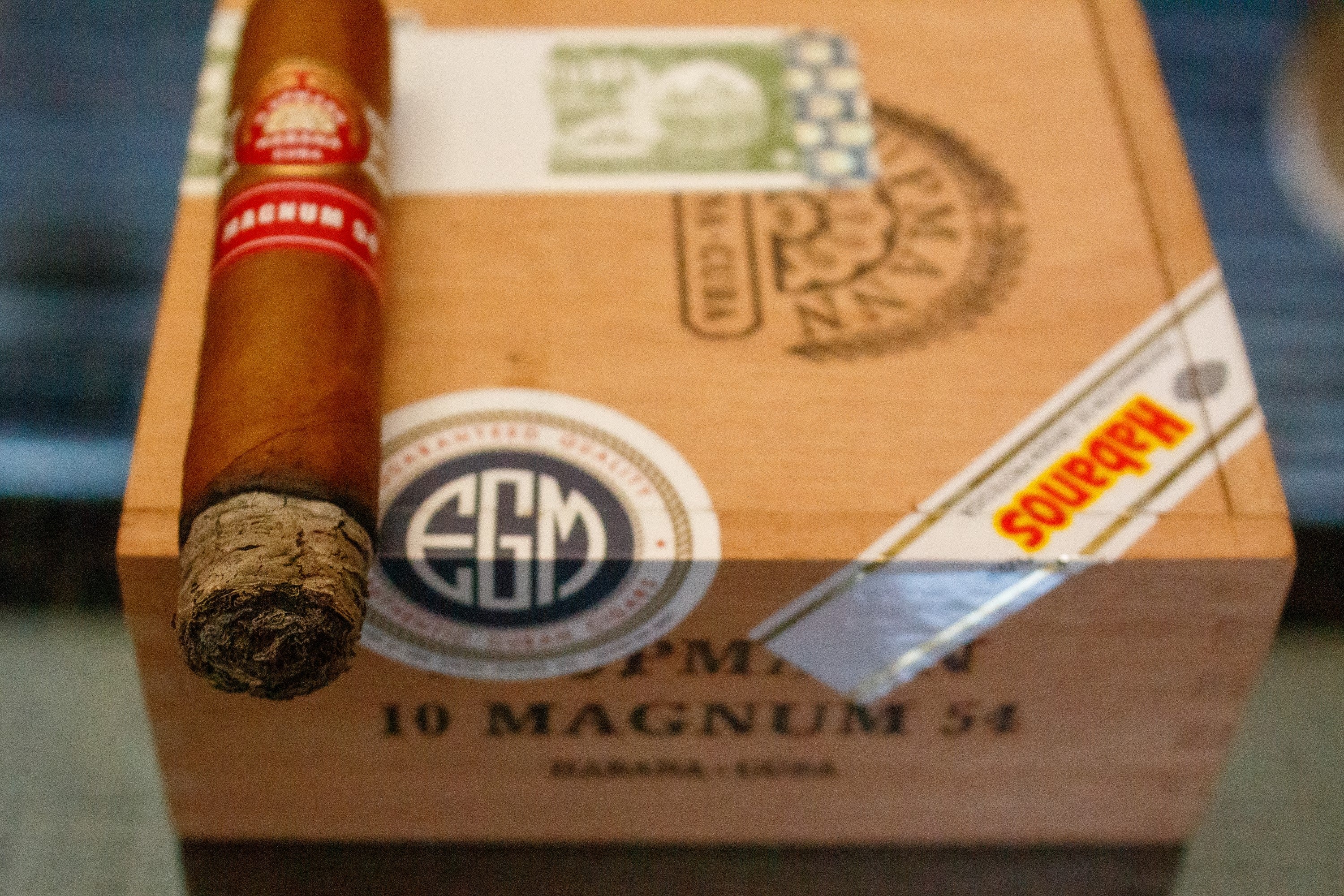 H Upmann Magnum 54 Cigar