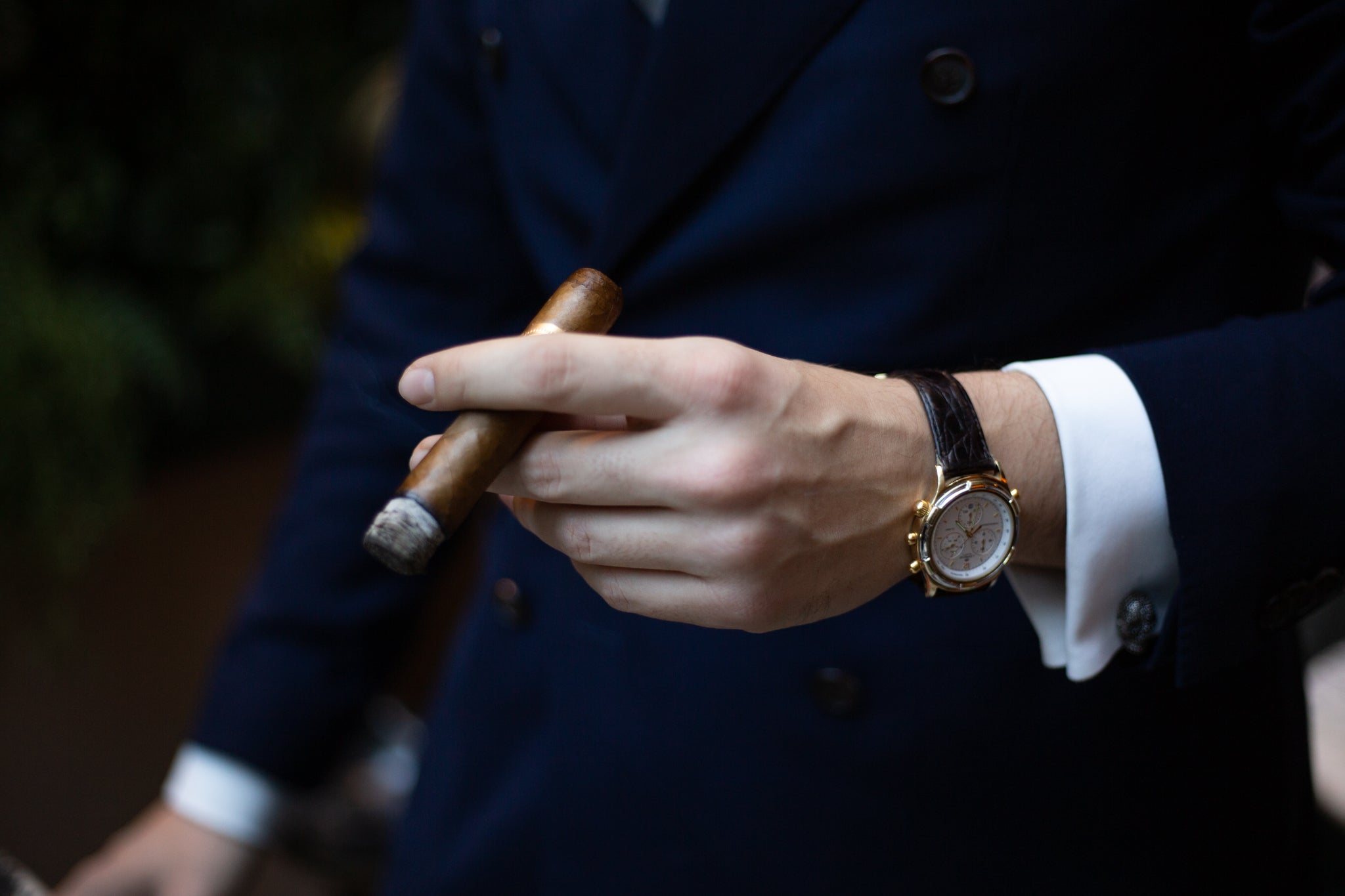 Enjoy a quality Cuban at Oscuro, The Arts Club.