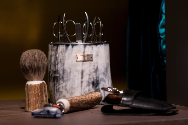 Gentlemen's Essentials - Larusmiani