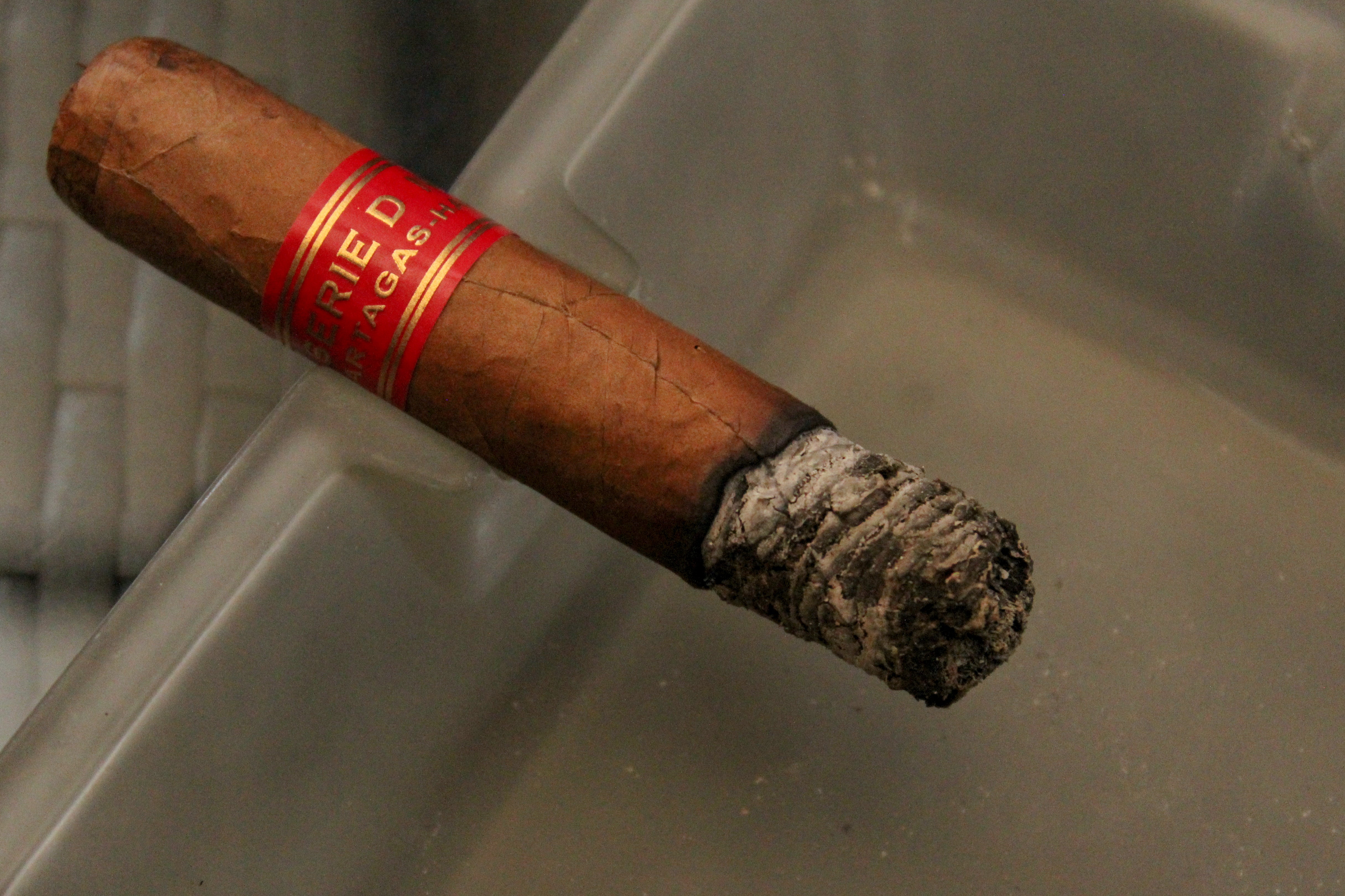 Partagas D4 Cigar Review