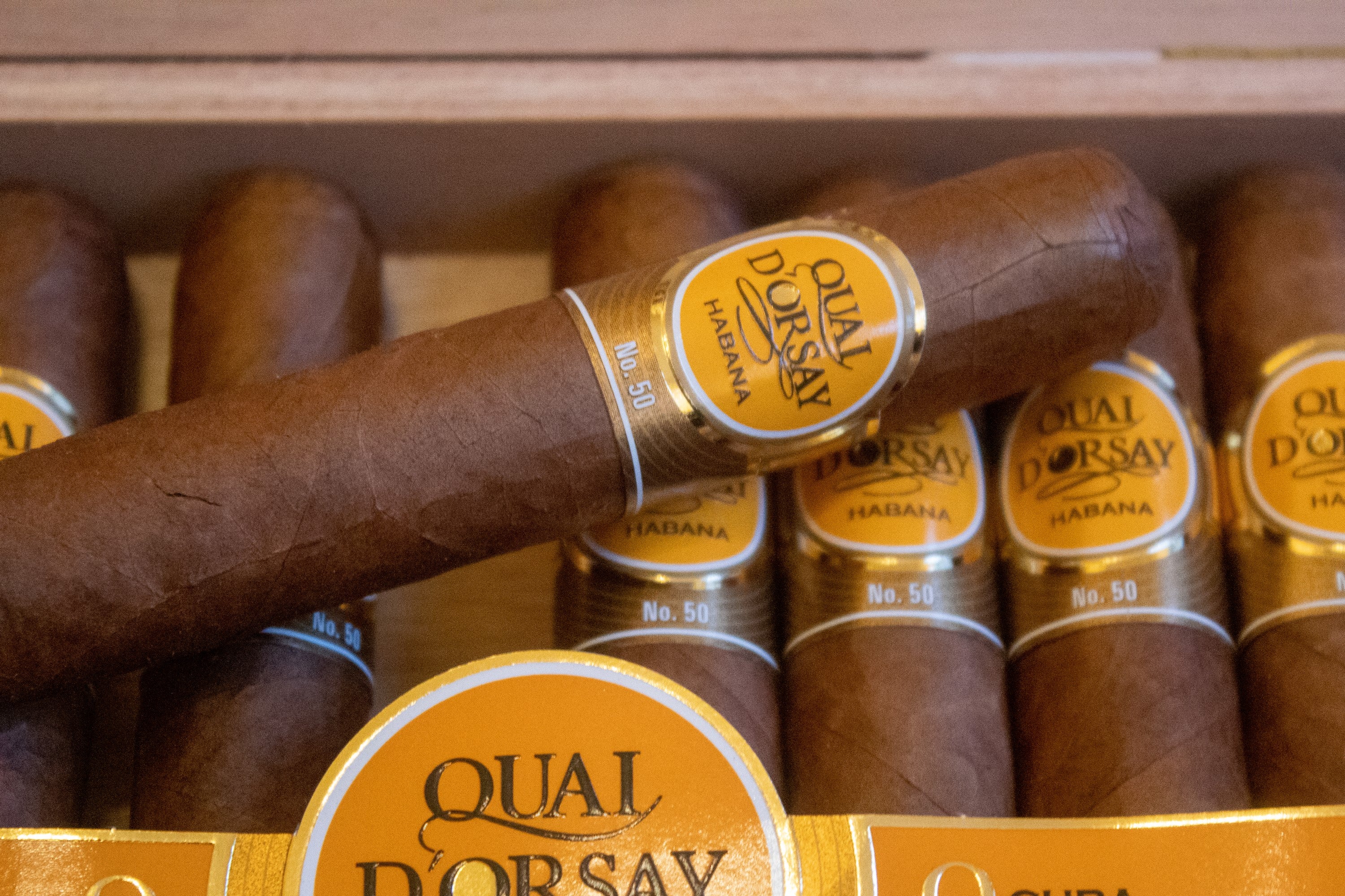 The gold cigar band of the Quai d'Orsay No. 50