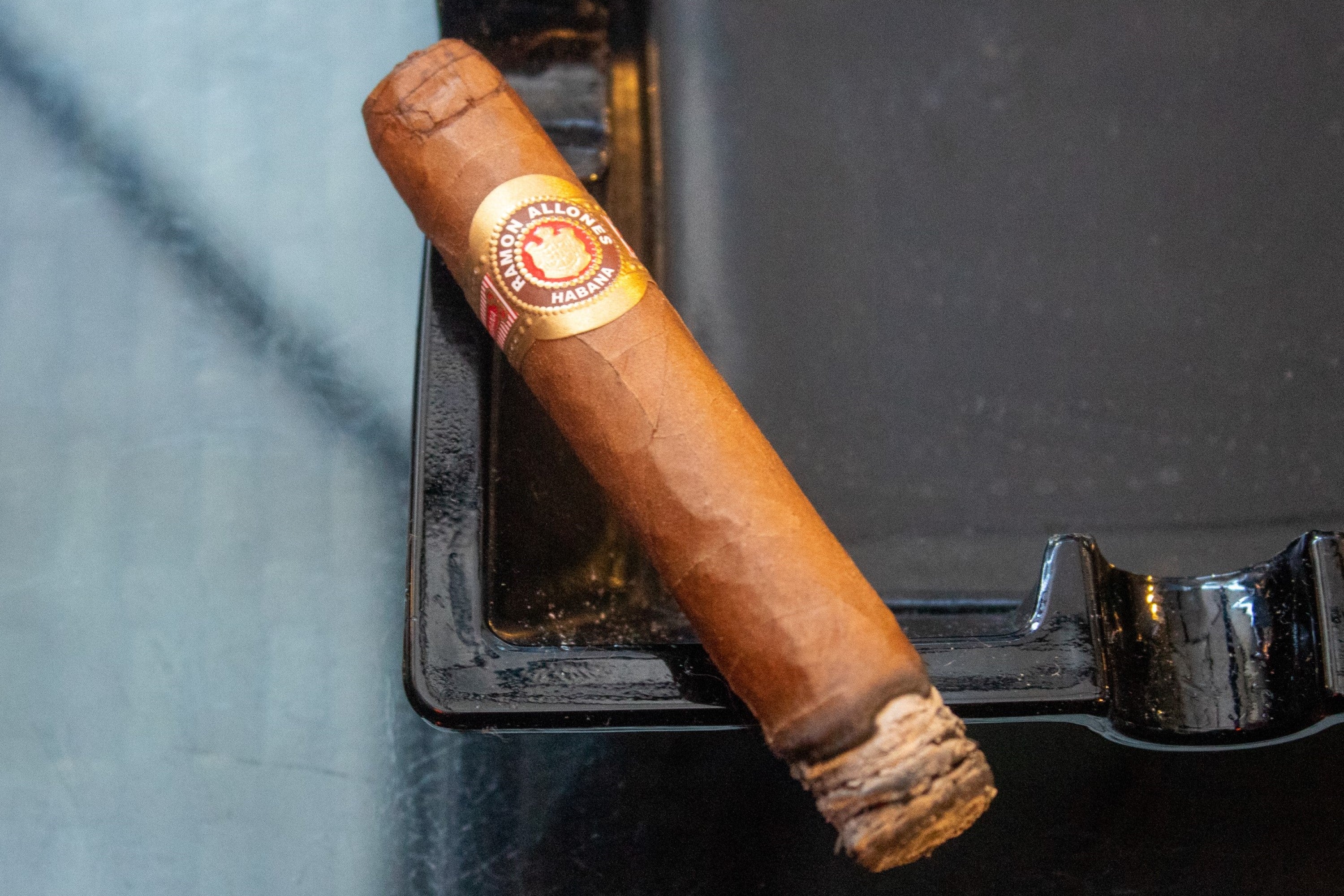 Ramon Allones Small Club Coronas Ash