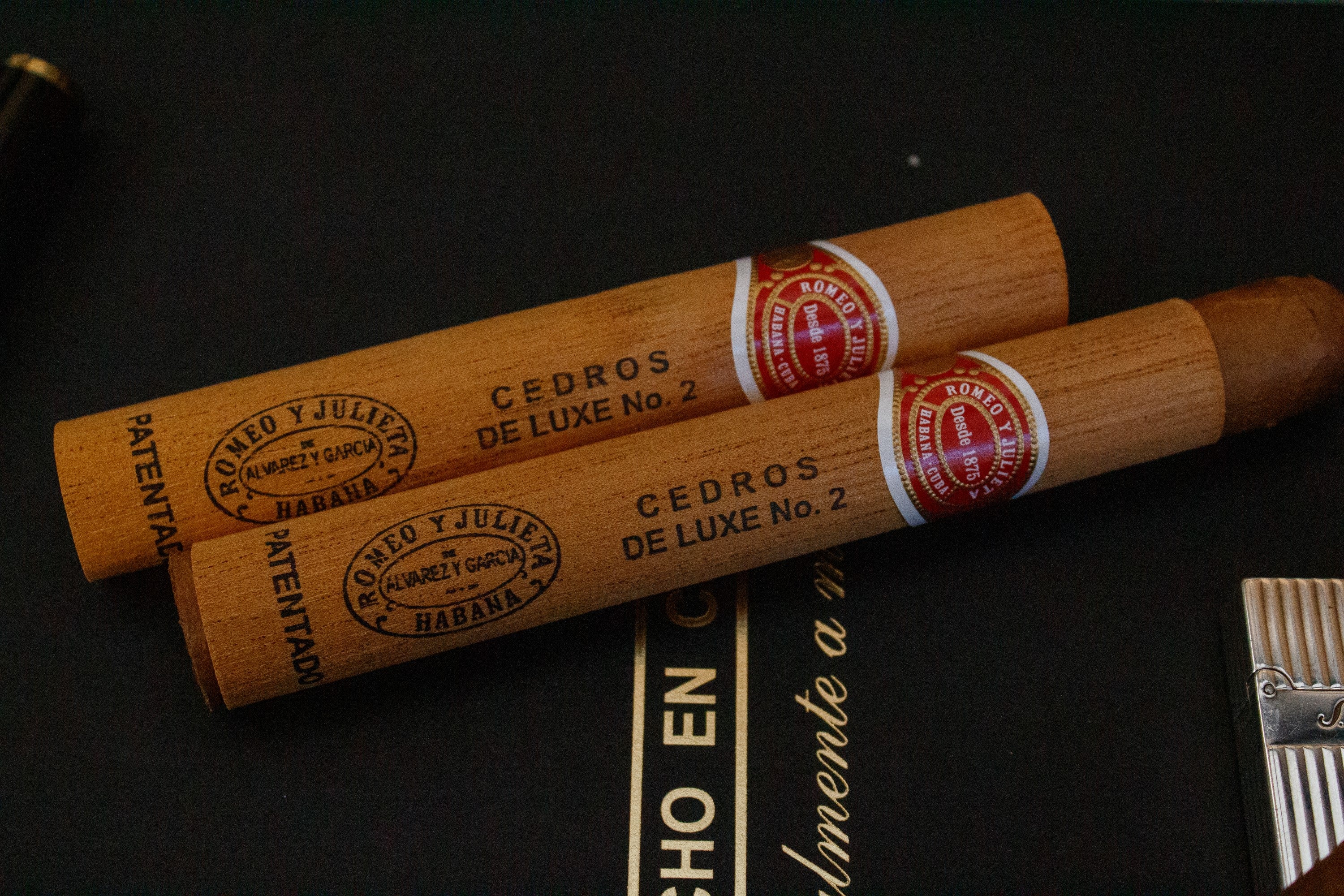 Romeo y Julieta Cedros DeLuxe No 2