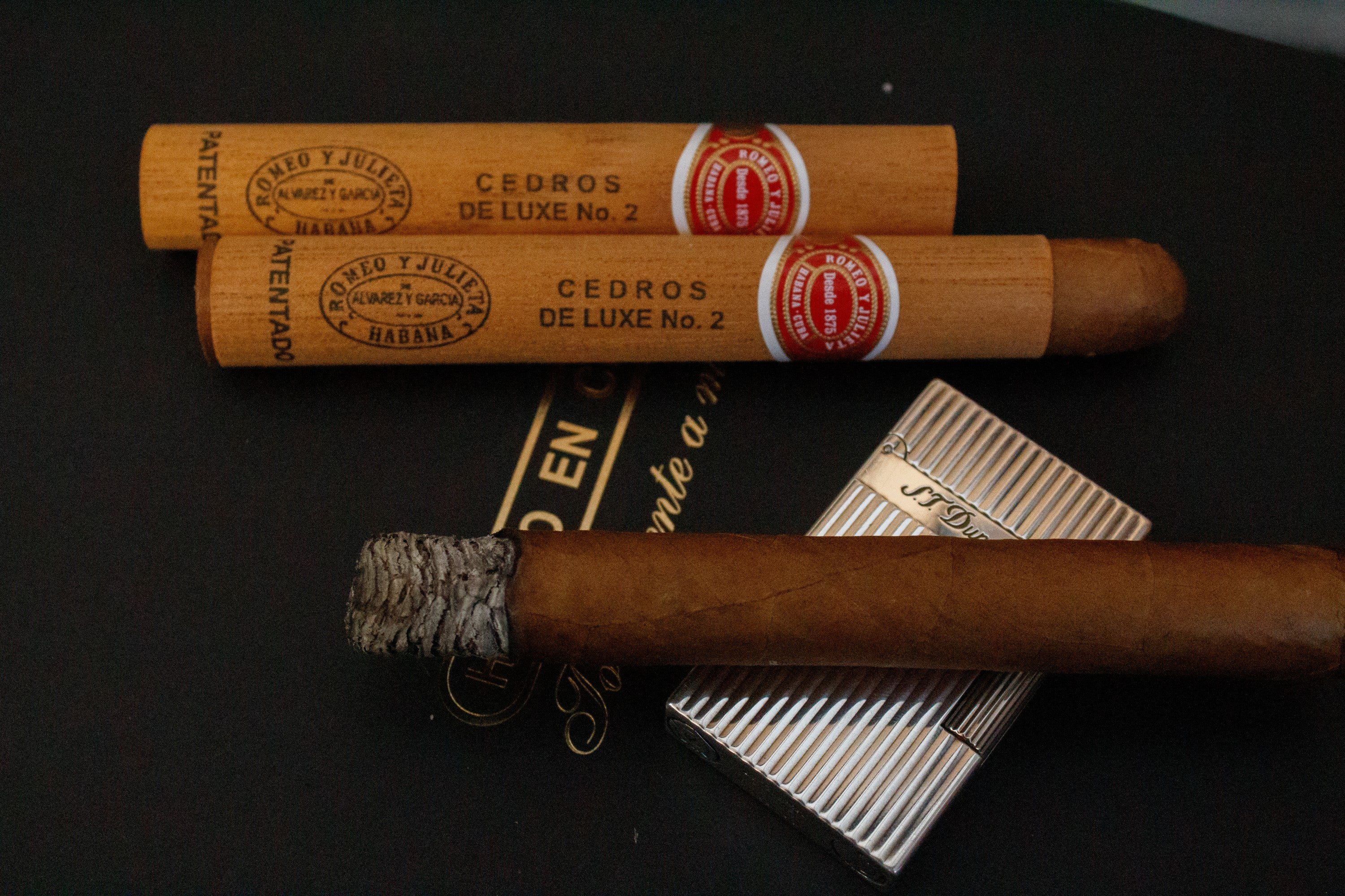 Romeo y Julieta Cedros DeLuxe No 2