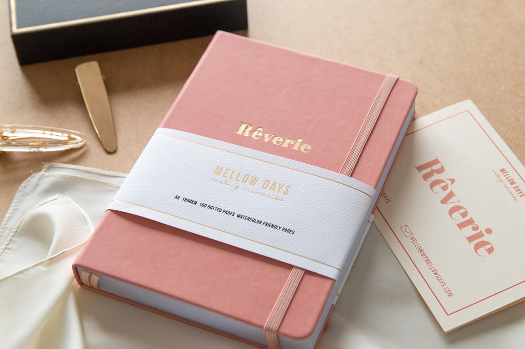 Grand cahier rose saumon  Cahiers & carnets chez Dille & Kamille