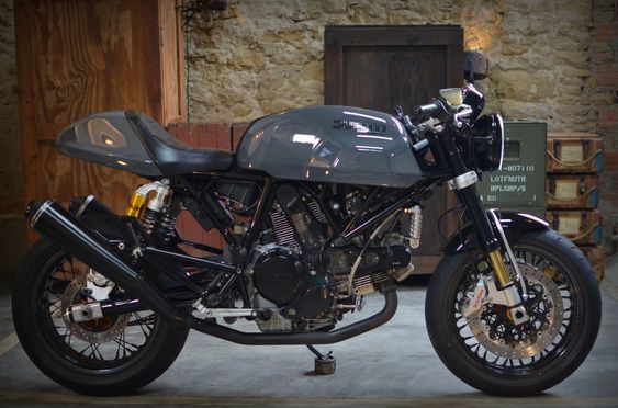 Ducati 1000 Biposto cafe racer