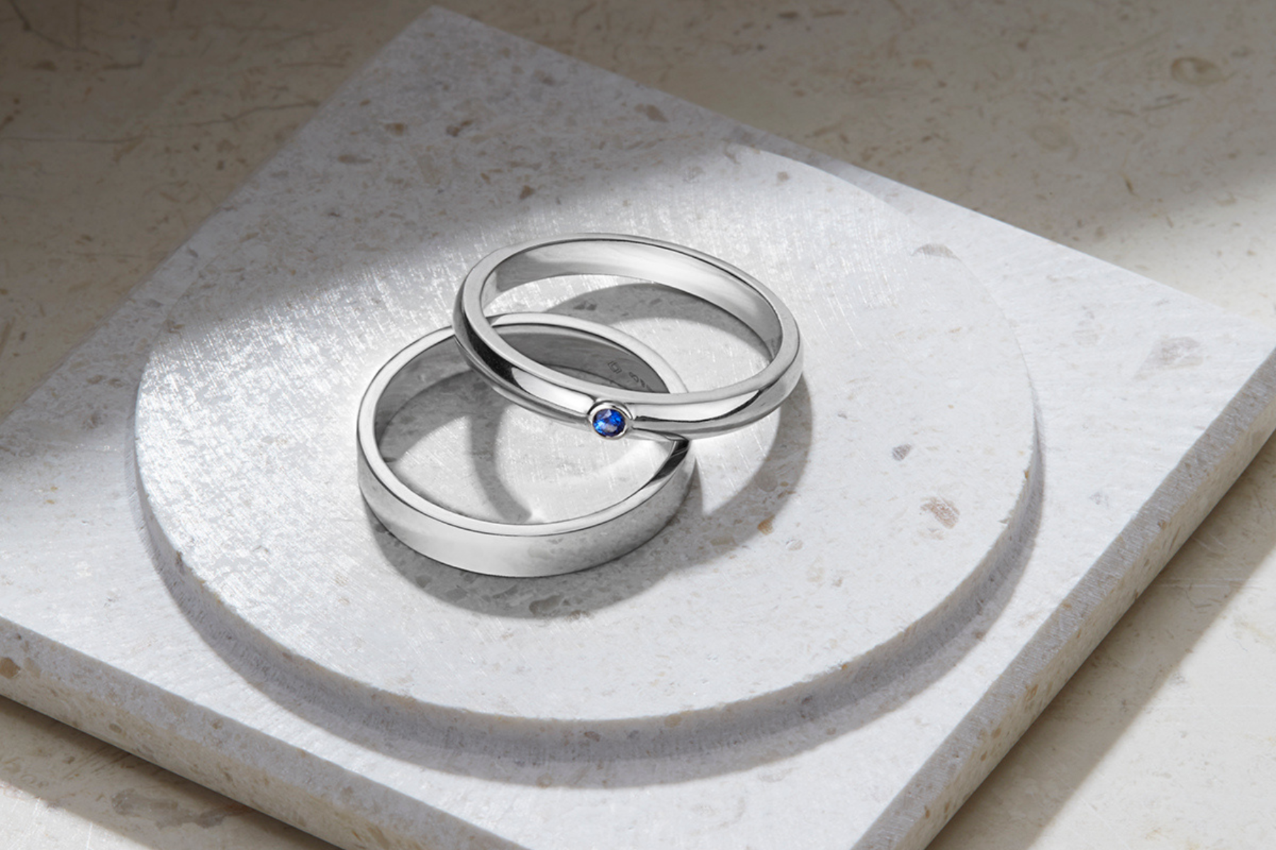 Blue Sapphire Single Stone Platinum band | Engagement rings for men