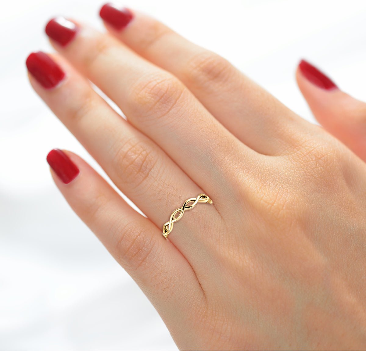 Ladies Celtic Love Knot Ring - 14K Yellow Gold