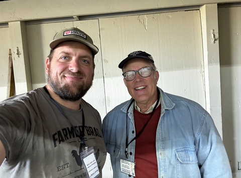 El granjero Brad con Joel Salatin