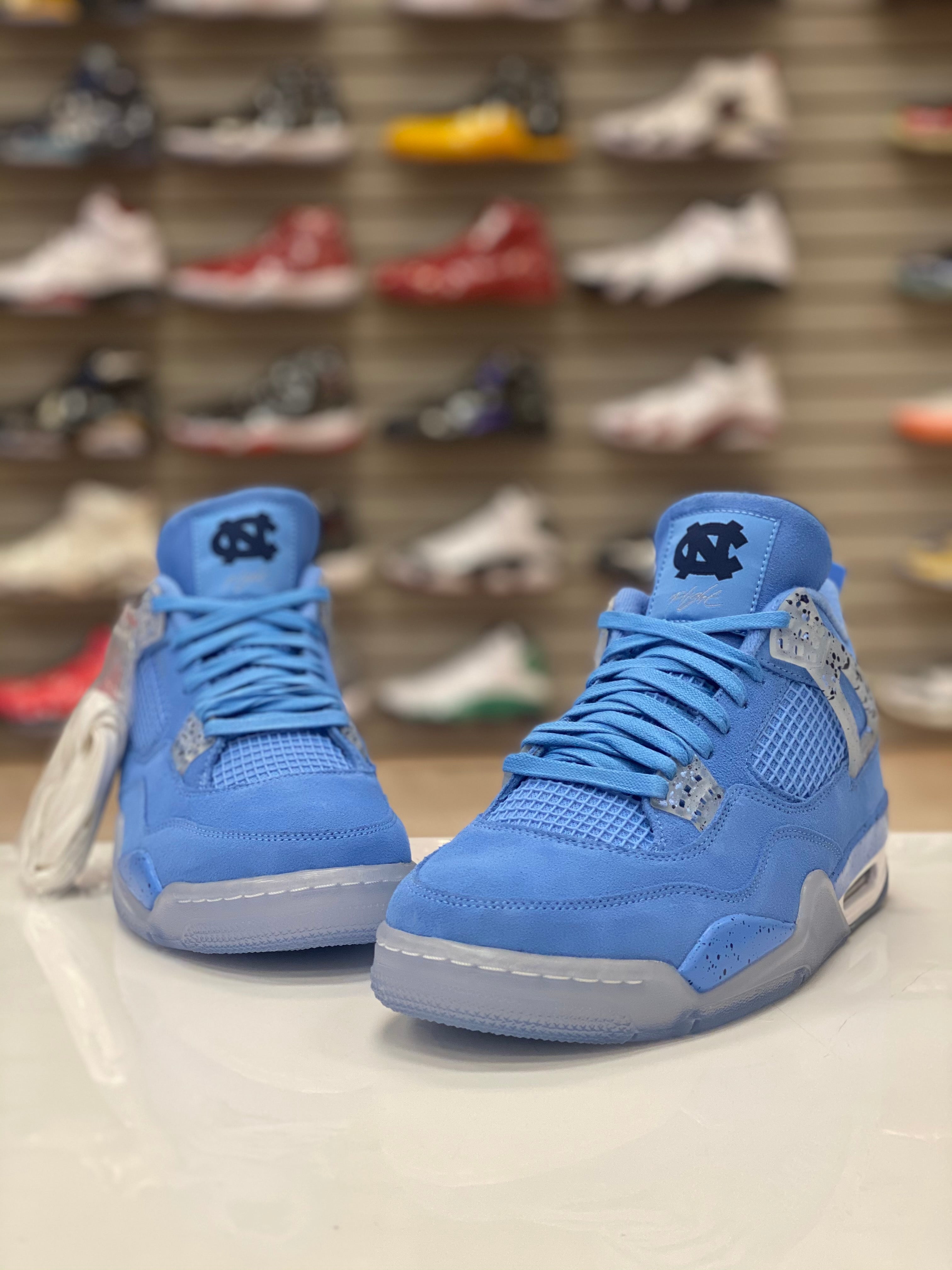 aj4 retro unc