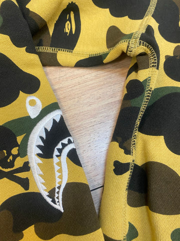 BAPE x MASTERMIND "YELLOW CAMO" Shark Pull Over Hoodie