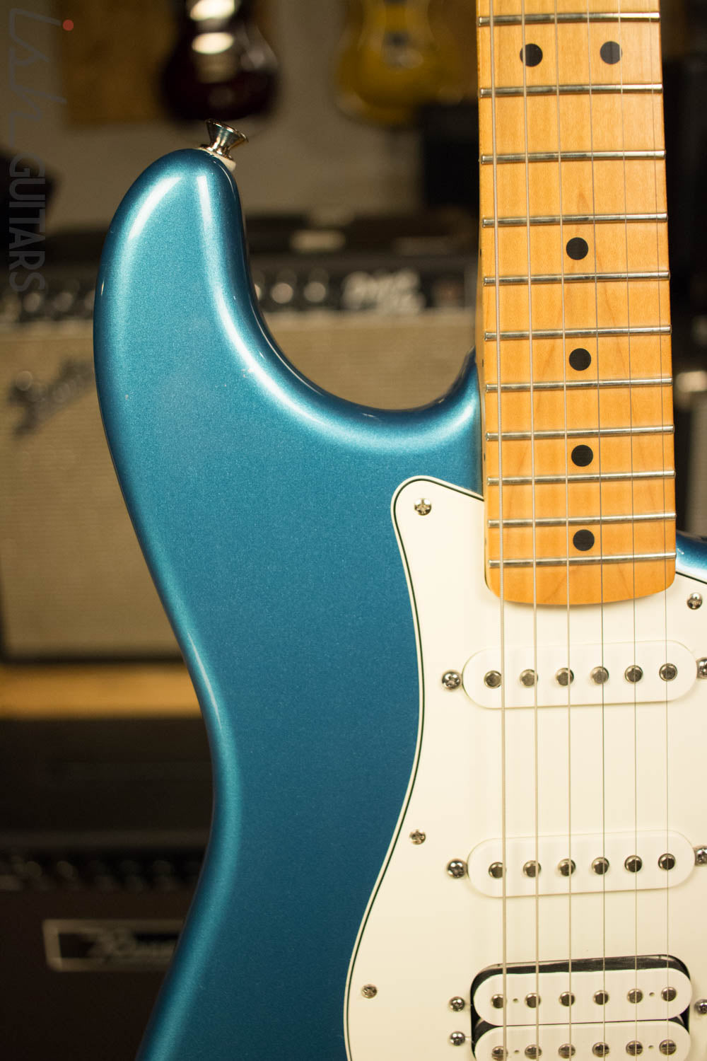 Fender Stratocaster HSS MIM BLUE – Ish Guitars