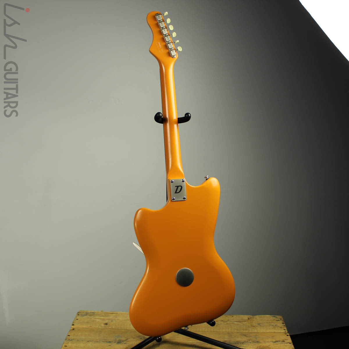 Danelectro Dead On '67 Tangerine Surf Orange – Ish Guitars