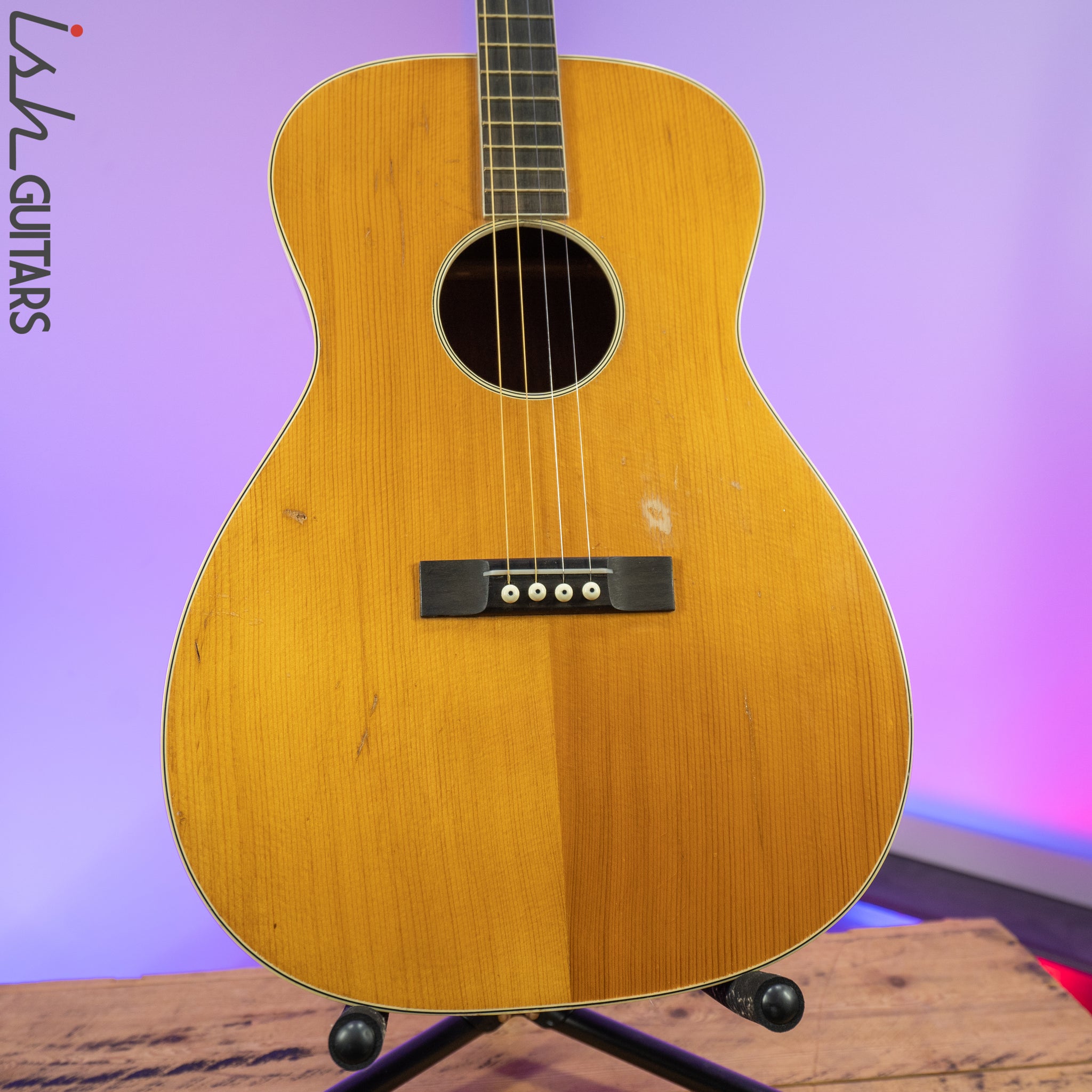 4 string tenor guitar