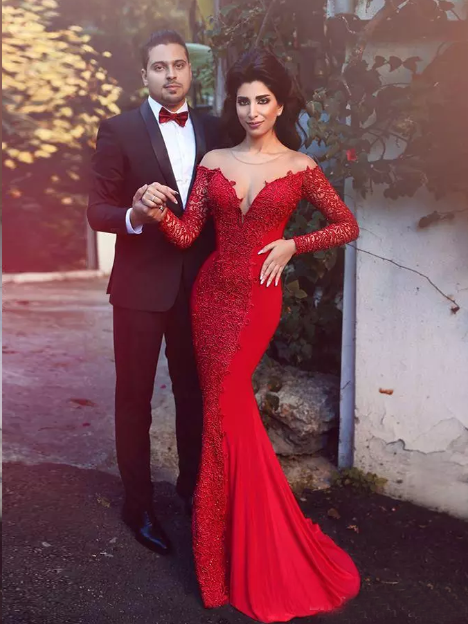 red trumpet gown