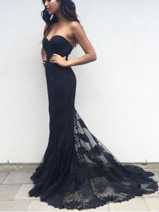 black lace trumpet dress