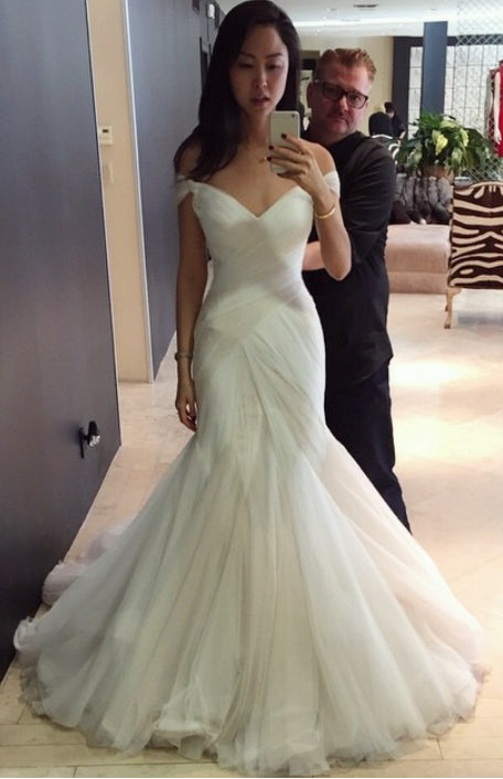 trumpet wedding dress with train